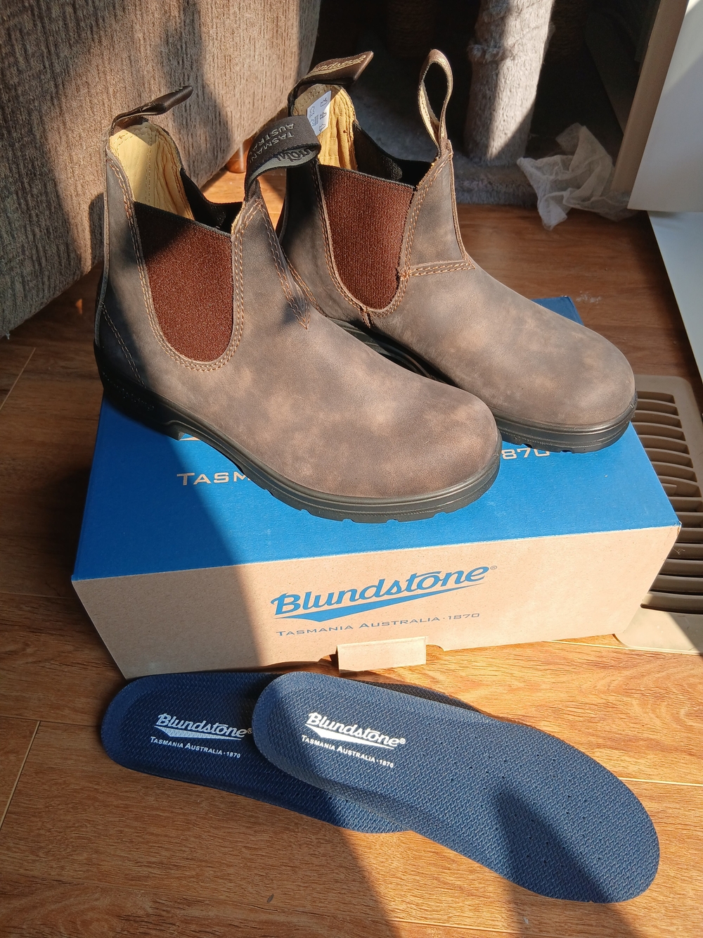 Rustic Brown Blundstone Boots Womens